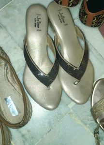Sparkly Flip-Flop Sandals