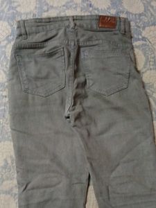 Light Wash Denim Jeans