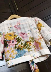 Madame Floral Print Tie-Front Cropped Shrug