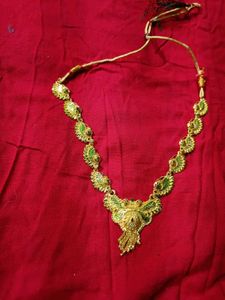 Very Pretty Necklace.