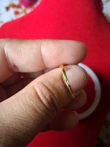 Elegant Gold ladies  Ring