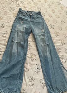 Distressed Wide Leg Jeans