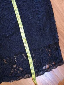 Elegant Black Lace Midi Skirt