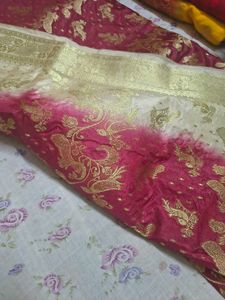Elegant Rani Pink &amp; Cream Gold-Brocade Designer Sa