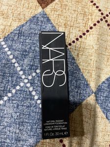 NARS Natural Radiant Longwear Foundation