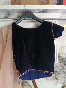 Elegant Peach Floral Skirt with blause and duptta