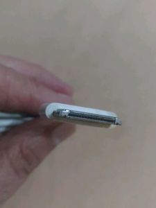 Apple 30 pin dock connector