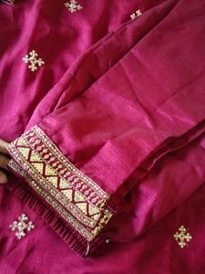 Embroidered maroon Kurta Set