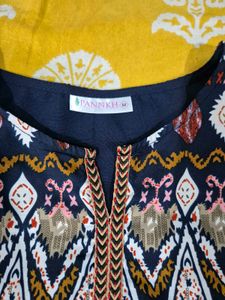 Navy blue casual top