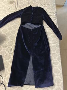 Elegant Blue Velvet Maxi Dress