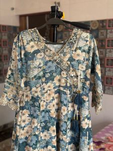 Beautiful Floral Kurta 🔥🩷