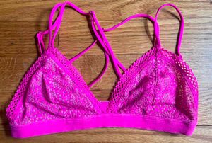 Victoria's Secret Bralette Wit Thong Free