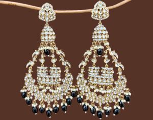 Noora Chandbali Earring