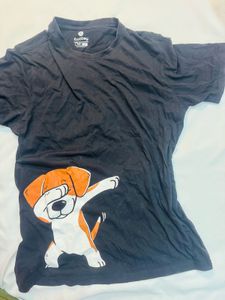 Dog dabbing Graphic Tee