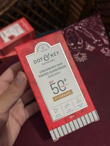 DOT & KEY Strawberry Dew Tinted Sunscreen SPF 50+