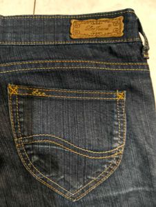 Classic Dark Wash Denim skinny Jeans from Lee