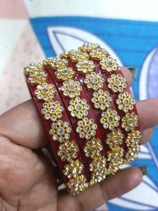 4 Red Bangles &amp; 2 Pink Bangle