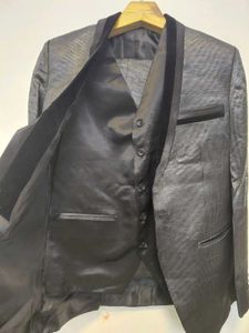 Stylish black Suit &amp; Blazer with pant