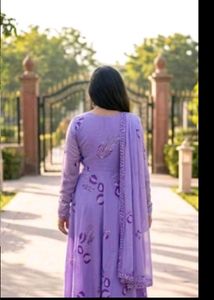 Elegant Lavender Kurta Set with Floral Print