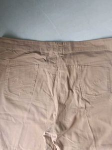 Classic Beige Wide-Leg Capri Pants