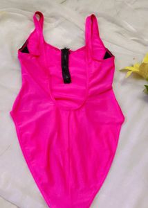 Very Sexy And Beautiful Swimsuit
