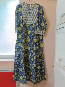 Blue Floral print kurti set with dupatta