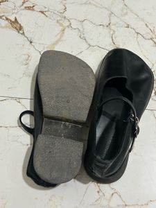 Stylish Black Mary Jane Flats