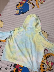 Tie-Dye Hoodie off shoulder