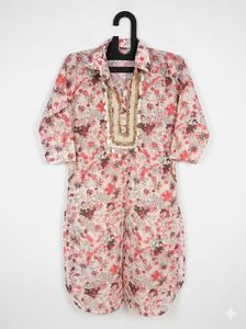 Floral Print Kurta Set with Embellished Neckline
