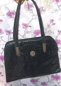 Black Handbags