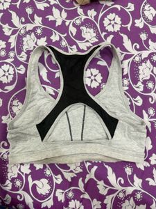 Set of 3 sports and training bras by Enamor