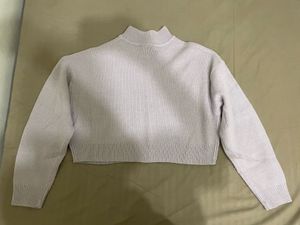 H&amp;M Lilac Mock Neck Cropped Sweater