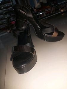 Women's Party Wear Heels.