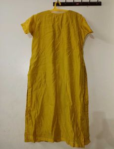 Yellow Embroidered Kurta set 💛