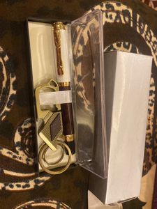 Beautiful Pen And Keychain Gift Set
