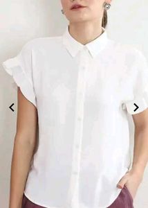 Chic White Short Sleeve Button-Down Blouse
