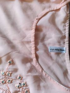 Chic Pink Puff Sleeve top