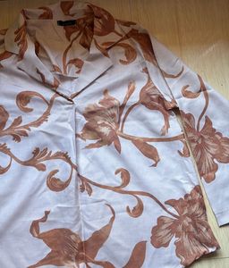 Floral Print Long Sleeve Top