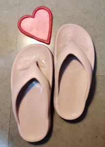 Glitchez Chic Thong Pink Flip-Flops Clogs