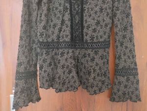 Stylish Black Floral Print Top body fitted gothic