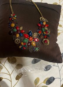 Mukticolour Neck piece