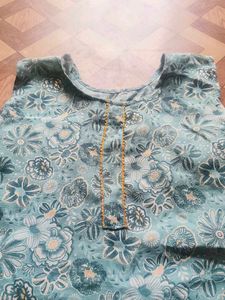 Beautiful Floral Print Kurta