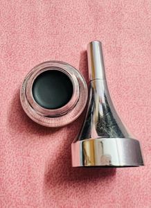 Gel glide Drama Eyeliner with applicator