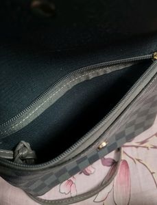 Sling Bag