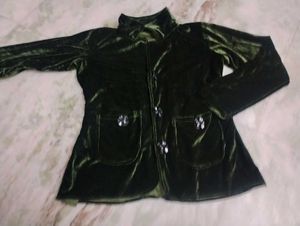 Green Velvet Jacket and muflor