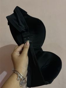 Black Strapless Padded Bra
