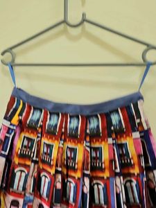 Fairwhale window statement skirt