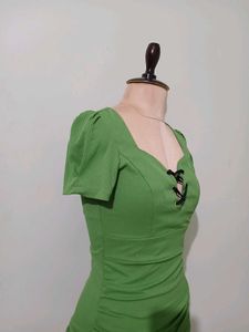 Green Ruched Lace-Up Dress
