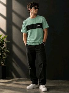 Levi's Green & Black T-Shirt