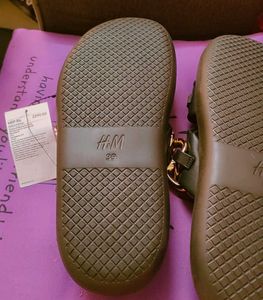 New H&amp;M Trendy Flats For Outwear